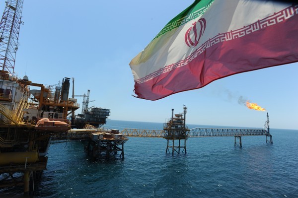 Иран будет продавать нефть дешевле чем Саудовская Аравия