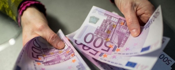 Германия готова отказаться от купюр в €500