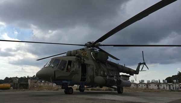 Боевики ИГ обстреляли российский Ми-8, доставлявший гуманитарную помощь в Хаму