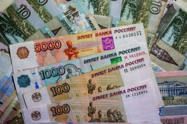 Рубль станет основной денежной единицей ЛНР