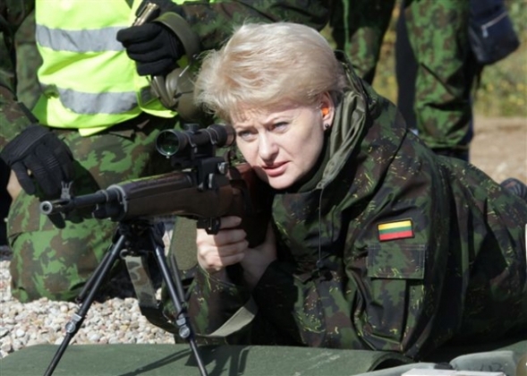 «Украинский сценарий»: Литва запугивает Минск нападением России