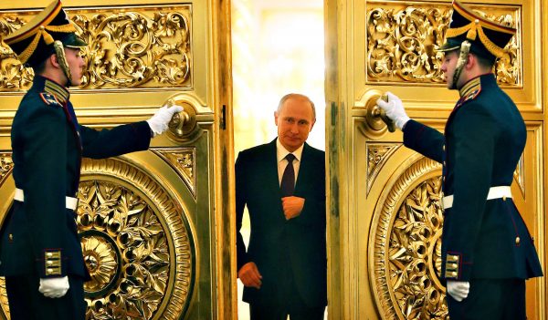 "Вопрос предрешенный": озвучены сценарии выдвижения Путина на выборы в 2018