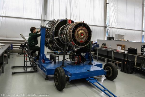 Где делают двигатели для самолетов Sukhoi Superjet 100
