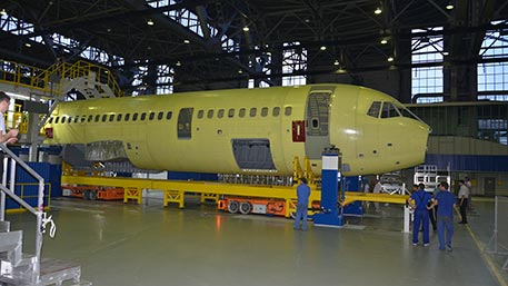  :  -21  Boeing  Airbus
