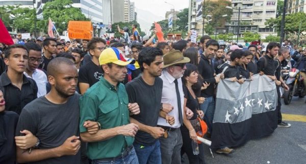 Хаос в Венесуэле: чем закончится латиноамериканский «майдан»