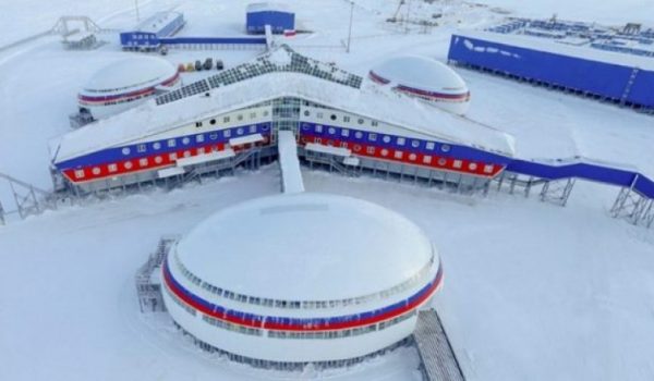 The Daily News: Россия строит военные базы в Арктике, беря регион под свой контроль