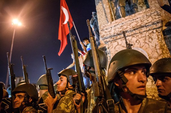 Польша и Турция в ближайшие годы могут быть раздавлены