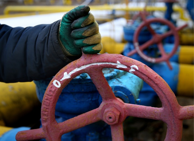 "Газпром" прекращает поставки газа на Украину