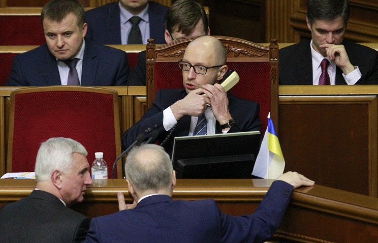 Украина ввела мораторий на выплату долга России