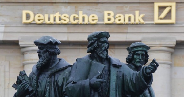 Европа держит курс на банковский кризис