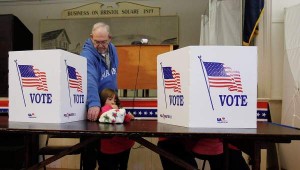 «Мёртвые души» на выборах: на досрочном голосовании в США выявили многочисленные нарушения