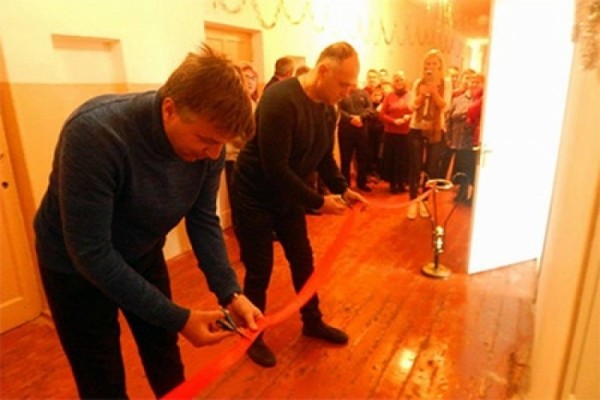 В Одесской области устроили праздник по случаю открытия школьного сортира