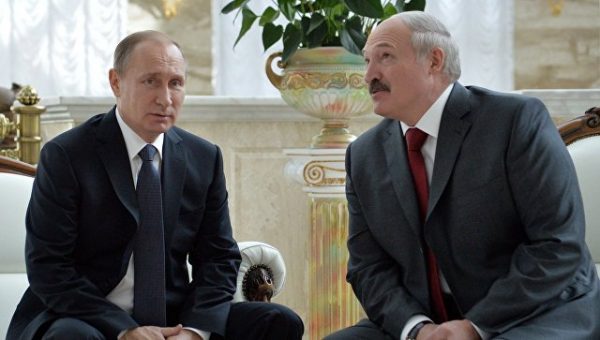 Зря Лукашенко собирается умолять Путина снизить долг