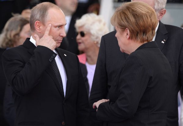 Визит Меркель в Москву - попытка предотвратить худшее