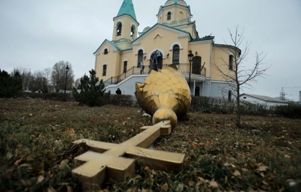 Украинская хунта вознамерилась уничтожить Православие