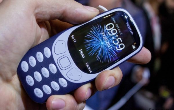 "Кирпичи" Nokia 3310 разошлись как горячие пирожки