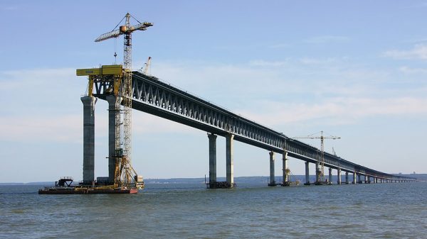 СМИ Украины: Нам надо надеяться на то, что РФ построит этот проклятый мост