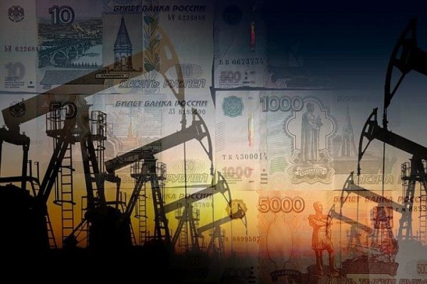 Россия хочет освободить рубль от нефти