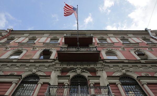 Как я работала в посольстве США в Москве