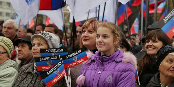 Как живет Донецк: политические движения и организации