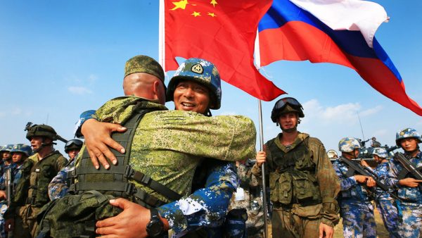 Америка доигралась: русско-китайский военный союз выходит на повестку дня