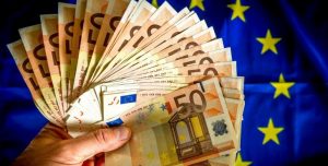 "Струхнула" или зачем в Польше хотят ввести евро